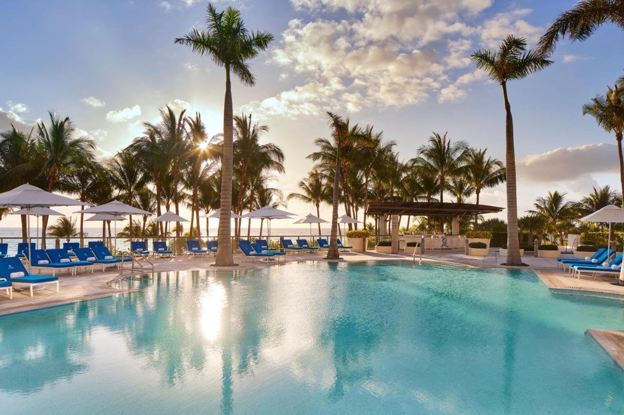 The St. Regis Bal Harbour Resort Exterior photo